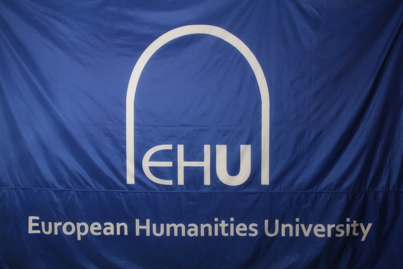 Объявление: сегодня состоится встреча&nbsp;студентов