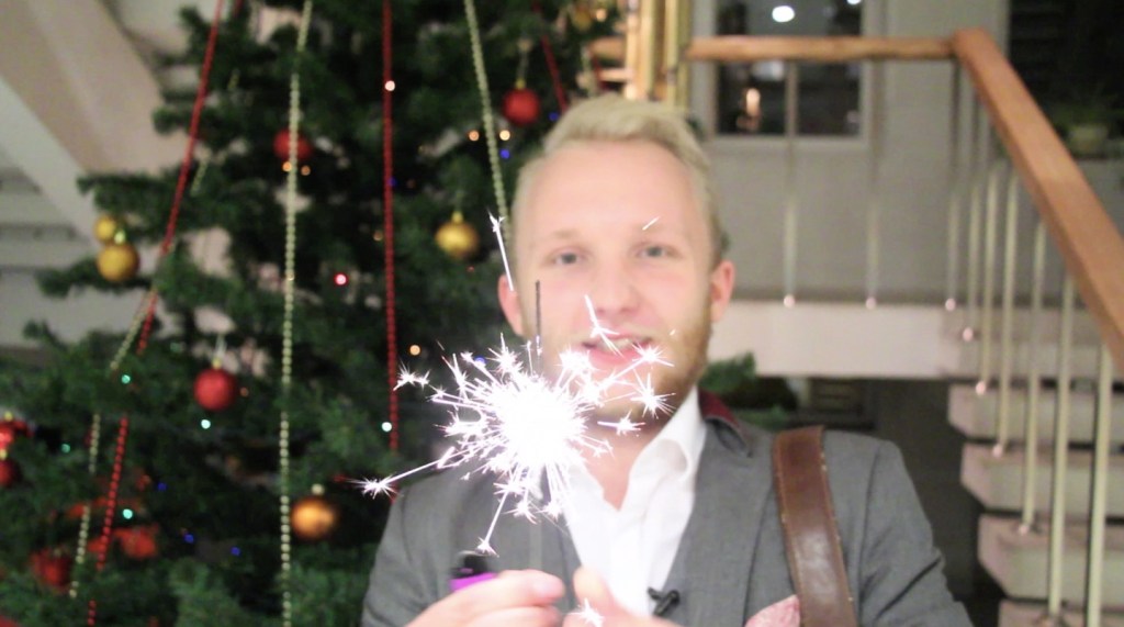 РОЖДЕСТВЕНСКИЙ КАЛЕНДАРЬ: НОВОГОДНИЕ ПОЗДРАВЛЕНИЯ ОТ СТУДЕНТОВ И ПРЕПОДАВАТЕЛЕЙ&nbsp;ЕГУ