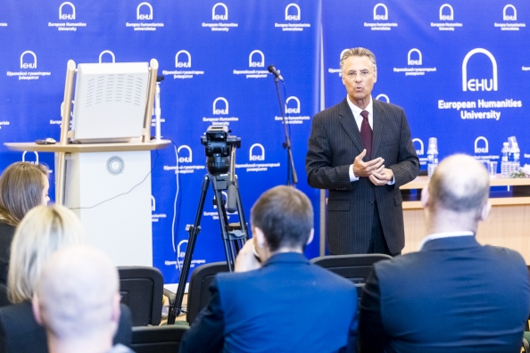 дэвид поллик