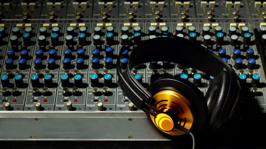 Звук вокруг: основы работы со&nbsp;звуком