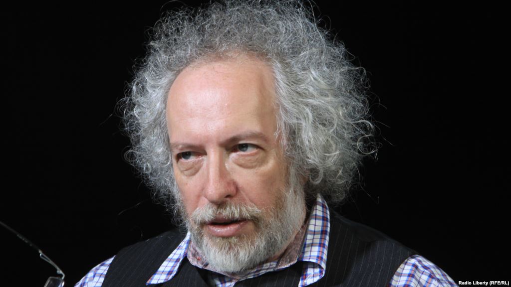 A372C7F6-2992-46B9-B763-A50E78C25011_cx16_cy8_cw79_mw1024_s_n_r1