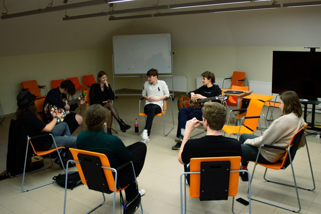 «Мы хотим объединить людей музыкой»: как прошла первая встреча музыкального проекта MUSIC&nbsp;CLUB?