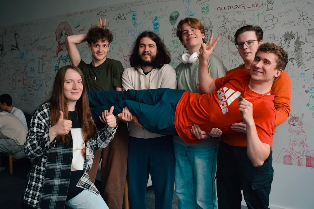 Побеждай или пиццей закусывай! Как прошёл четвёртый киберспортивный турнир EHU ESPORT SUMMER&nbsp;2025